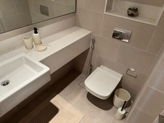 🌊 Canal Front Residences – Intimní bydlení u Dubajského vod - 14