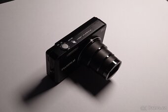 Fuji FinePix J250 - 14