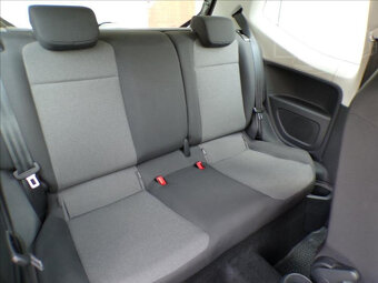 Volkswagen Up  1,0 MPI 1.MAJITEL,SERVISNÍ KNHA - 14