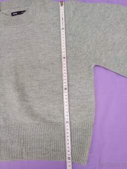 Set 2 dámských svetrů Sinsay a italská móda vel. L/40 - 14