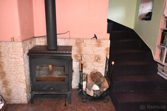 Červený Kostelec - rodinný dům 3+kk s pozemkem 2069 m2 - 14