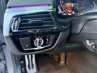 BMW 540d M paket, 4x4, WEBASTO, PANORAMA, odpočet DPH - 14