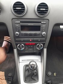 Audi A3 2.0TDI 103kw  2009 253Tkm serviska  Alu 17" top sta - 14