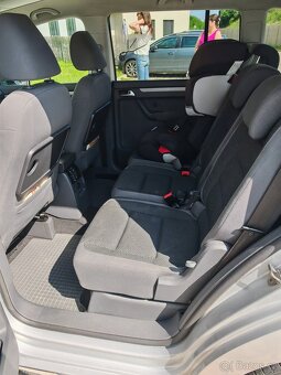 Volkswagen Touran II 1,6 TDI 77kw manuál - 14