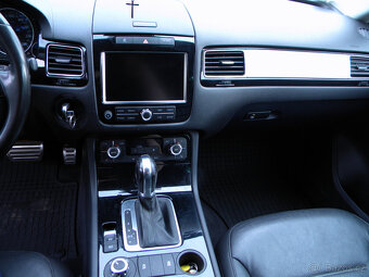 Touareg 3,0 TDI, 2013, R-Line - 14