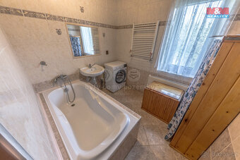 Prodej rodinného domu, 232 m², Benešov nad Pl, ul. Wolkerova - 14