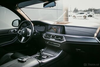 BMW X5 30d 2021 v ZARUKE,top stav - 14