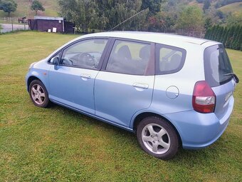 Honda Jazz 1,3 benzín  AUTOMAT - 14