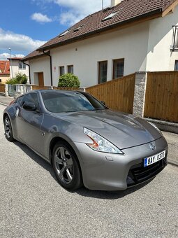 Nissan 370z - 14