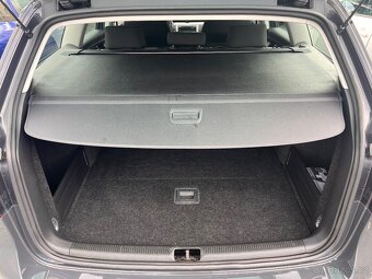 VW Passat combi 2.0tdi DSG 103 kw rok 2012 - 14