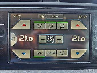 CITROEN C4 GRAND PICASSO 2014 1.6THP 115kW 7 MÍST,TAŽNÉ - 14