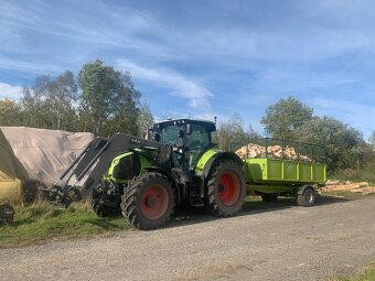 Šťípané palivové dřevo rovnané palety nebo sypané - 14