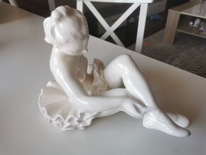 Staré porcelánové sošky Jihokera a iné - 14