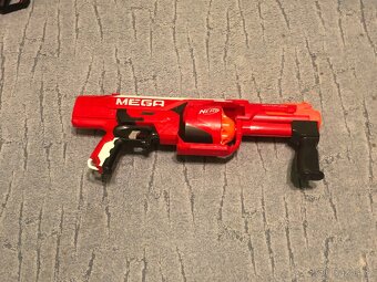 Kolekce Nerf blásterů - 14