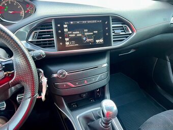 Peugeot 308 SW Combi 1,2 PT GT-line 96kW - 14