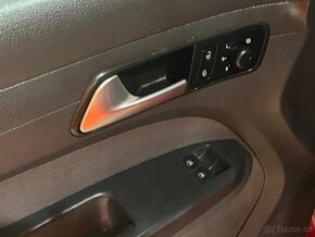Volkswagen Caddy 2.0 i , 85 kw , Tažné, 1 M . ,ČR. - 14