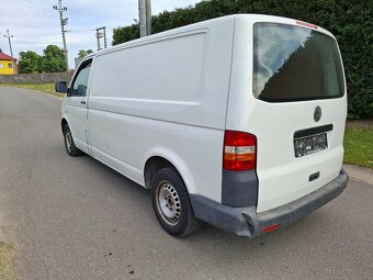 VW Transporter 1.9 TDI 63 Kw Long Model 2006. Nová Stk - 14