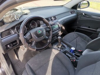 Prodám Škoda Superb 2,0 Tdi 103kw,rok výroby 2011,Top stav - 14