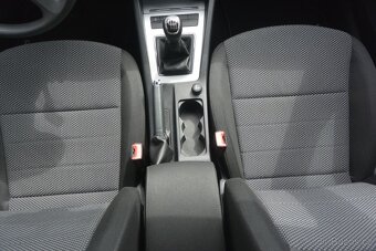 PRODÁM Škoda Octavia 1.2TSi AUTOKLIMAVYHŘÍV.SEDADLA - 14