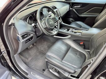 Jaguar F-Pace 3.0d/221kw, R-Sport, AWD, pěkný vůz - 14
