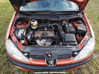 PEUGEOT 206 1.1i 44KW PLATNÁ STK - 14