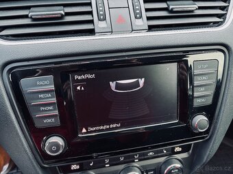 ŠKODA OCTAVIA COMBI III 1.4TSI 110KW STYLE, WEBASTO, TAŽNÉ - 14