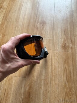 Prodám lyžařskou / snowboard helmu - GIRO - 14