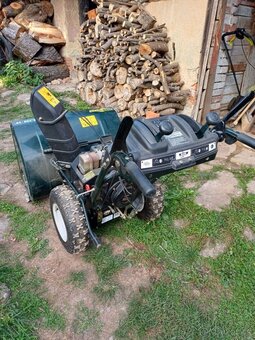 BENZÍNOVÁ SNĚHOVÁ FRÉZA 10,5 HP - 14