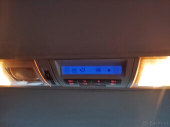 VW MULTIVAN T5 1.9.TDI 7.MÍST RV-2007 2.MAJITEL DOVOZ DE - 14