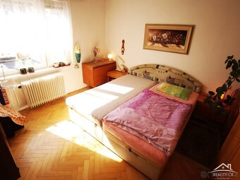 Vícegenerační Rd 3garáže chata bazén pergola zahrada - 14