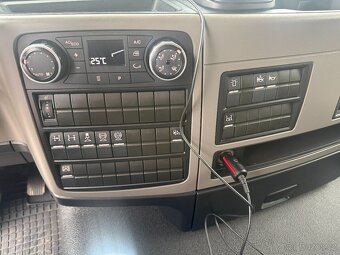 MAN TGS 28.500 6x4 třístranný sklápěč Bordmatic RETARDER - 14