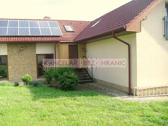 Pronájem podkrovního bytu,78 m2,Hluk - 14