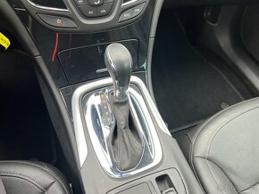 Opel Insignia 2.0 CDTi 143kW 4X4 TOURER - 14