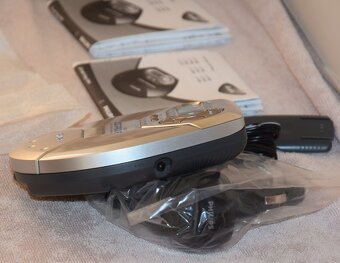 CD přehrávač Philips AX-5105, mnoho příslušenství, nový - 14