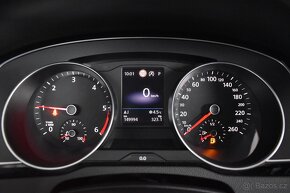 Volkswagen Passat 2.0 TDI 110kW ELEGANCE DSG ACC ČR - 14