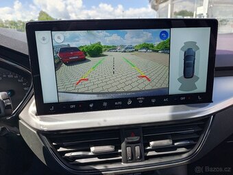 Nový Ford Focus Kombi Titanium - 14