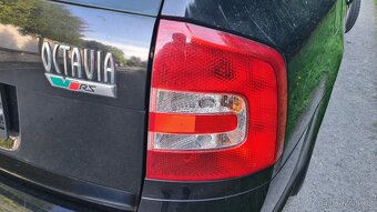ŠKODA OCTÁVIA 2 RS kombi - 2,0TFSi 147kW Manuál. - 14
