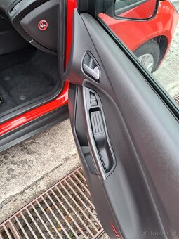 FORD FOCUS III combi 1.5 TDCi, r.v. 2017, NAVI - 14