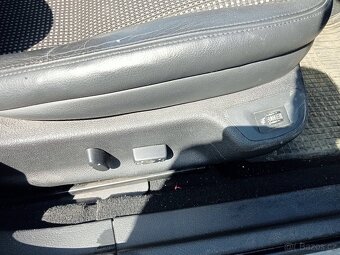 Peugeot 407 SW Exclusive  2.0 HDI 100kw - 14