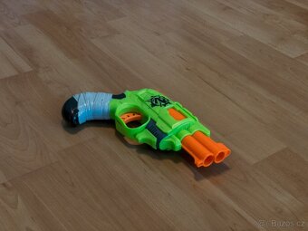 Velká sada 7 zbraní a příslušenství Nerf - 14