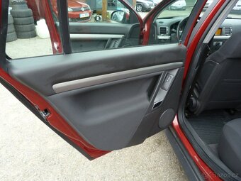 Opel Vectra 1,9 CDTI SW Málo km - 14