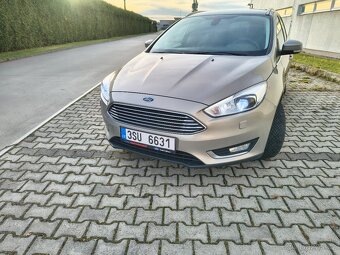 Ford Focus 2.0 tdci Titanium - 14