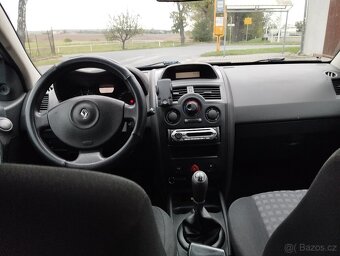Prodám Renault Megane 1.4i 16V 72Kw r.v.2007 - 14