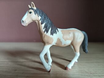 SCHLEICH SBĚRATELSKÉ FIGURKY KONĚ 168 - 14