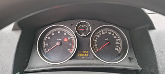 Opel Astra (Station Wagon 1.6 16V) LPG - 14