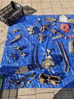 Honda Civic 8g ufo náhradní díly - 14