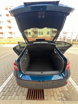 Škoda Superb 2.0 tdi hatchback facelift - 14