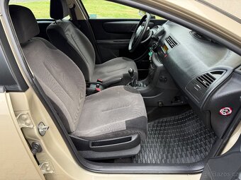 Citroen C4, 1,4i 16v 65kW, 119tkm, ČR 3/2007, 1.majitel - 14