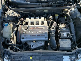 Alfa Romeo 147 1.6 twin spark 77kw 2002, 146tis km - 14