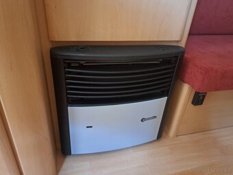 Karavan chateau mona rok 2008 - 14